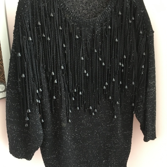 Black Fringed Vintage Sweater - Picture 2 of 2